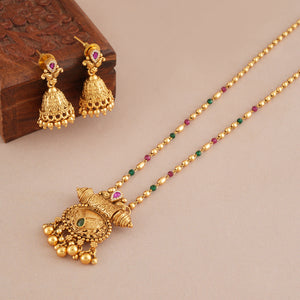 Cute antique gold multicolor stone pendant set