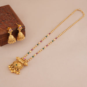 Cute antique gold multicolor stone pendant set