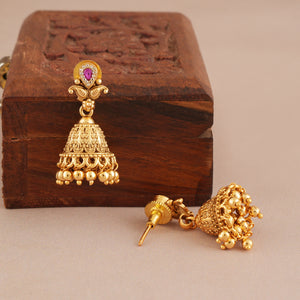 Cute antique gold multicolor stone pendant set