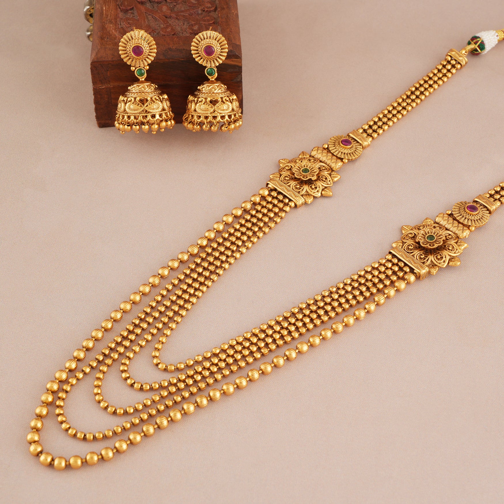 Stunning long antique gold mala necklace set