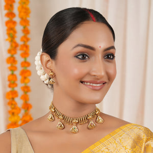 Stunning stone antique gold necklace set with earring