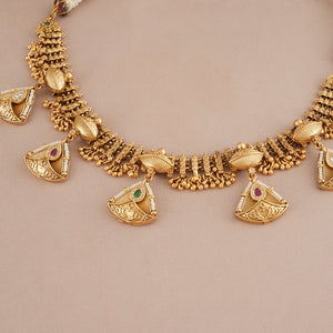 Stunning stone antique gold necklace set with earring