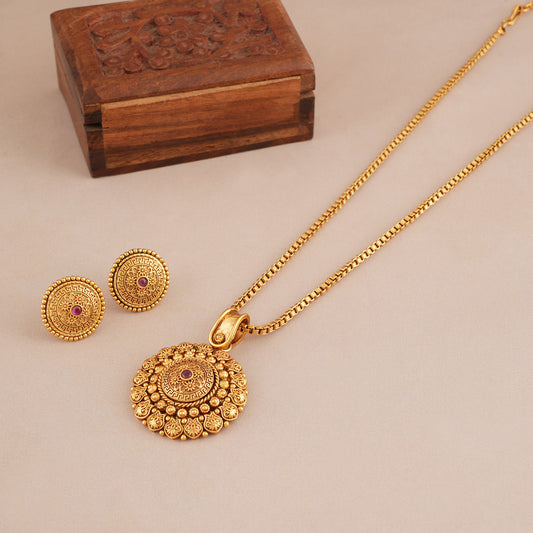 Amazing antique gold pendant set for women