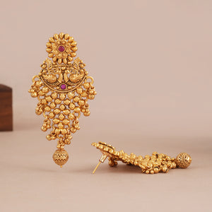 Long antique gold earring for women