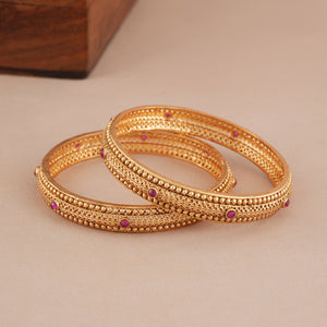 Antique gold plated beautiful bangle set