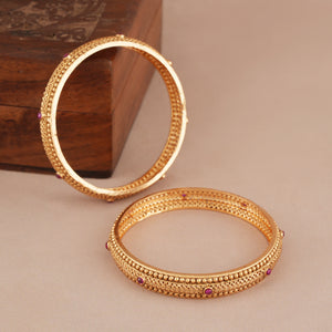 Antique gold plated beautiful bangle set