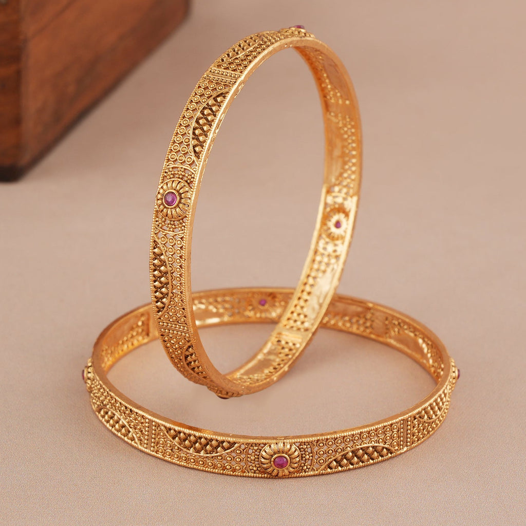 Stunning antique gold ruby traditional bangle set