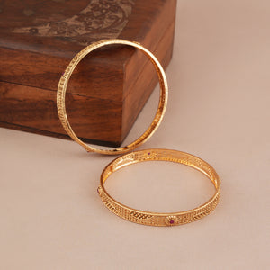 Stunning antique gold ruby traditional bangle set