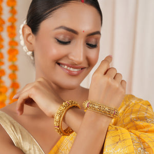 Stunning antique gold traditional bangle set