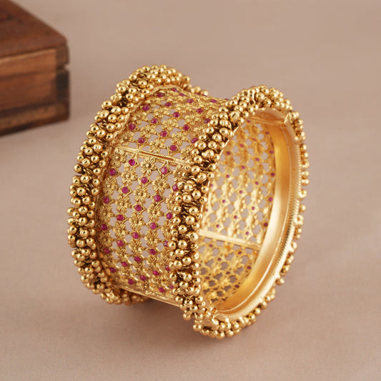 Stunning broad antique gold ruby kada bangle