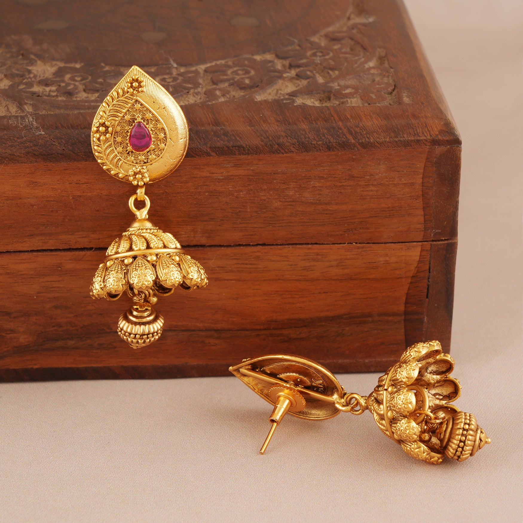 Long antique gold stunning necklace set