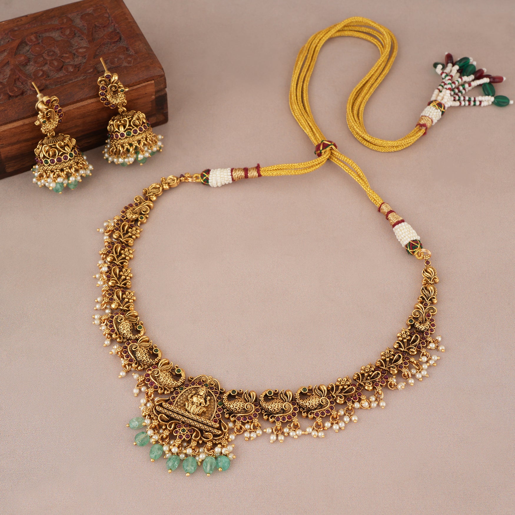 Beautiful antique gold ma lakshmi kemp necklace set I Temple jewellery