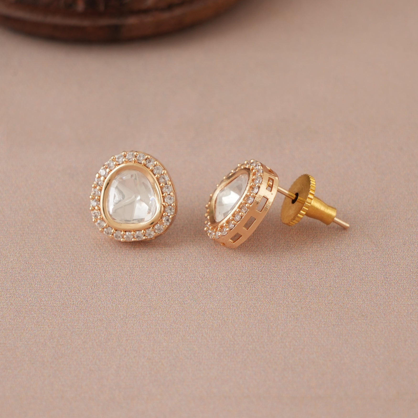 Long gold plated kundan pendant set