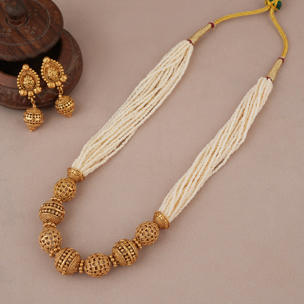 Beautiful antique gold pearl mala necklace set