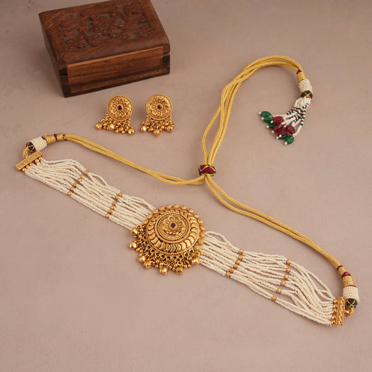 Stunning pearl antique gold choker necklace set