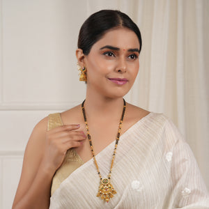 Long antique gold stone stunning mangalsutra set