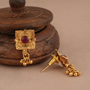 Cute delicate antique gold mangalsutra set