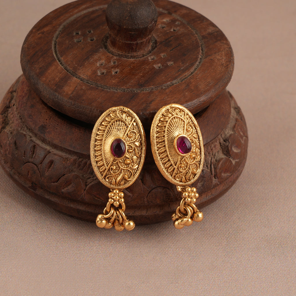 Stunning delicate antique gold mangalsutra set