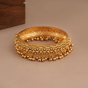 Beautiful plain antique gold ghungroo kada bangle