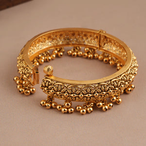 Beautiful plain antique gold ghungroo kada bangle