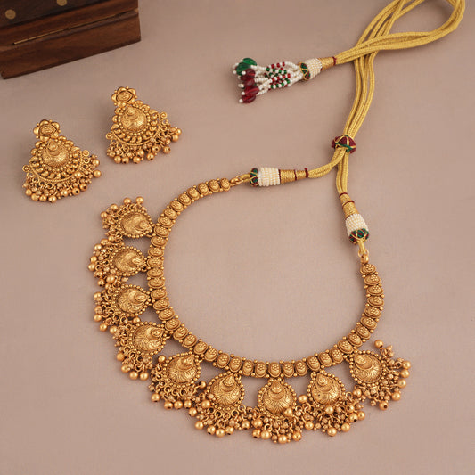 Stunning plain antique gold traditional necklace set