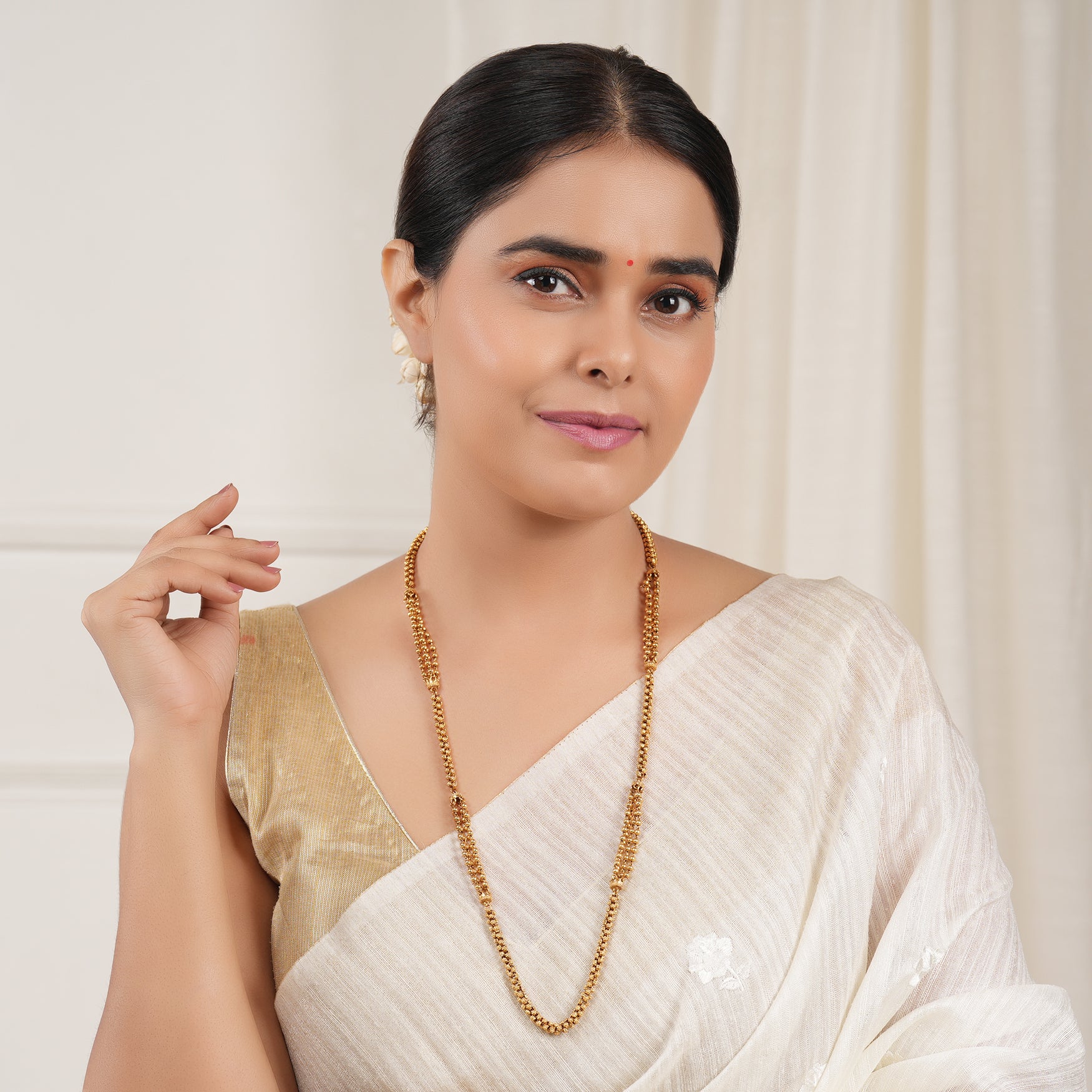 Long plain antique gold traditional mala