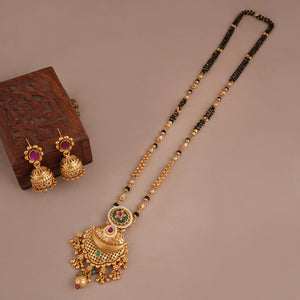 Long antique gold rajwadi stone mangalsutra set
