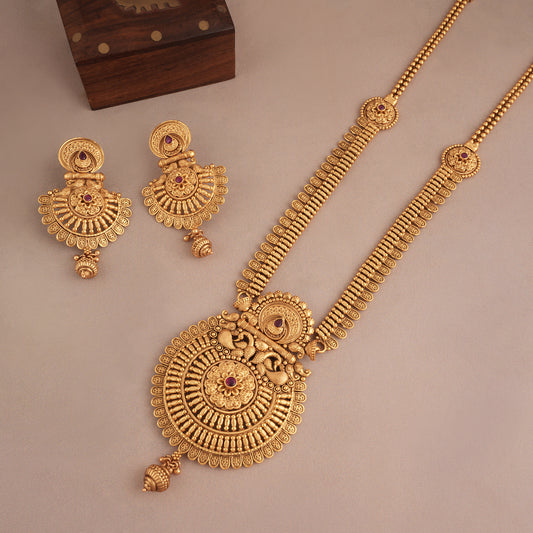 Long antique gold plain stunning necklace set