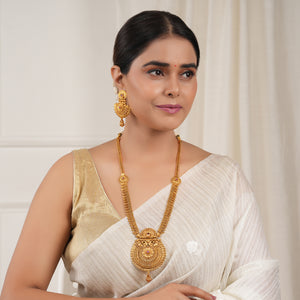 Long antique gold plain stunning necklace set