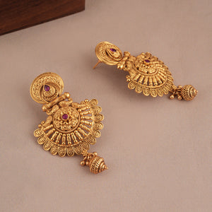 Long antique gold plain stunning necklace set