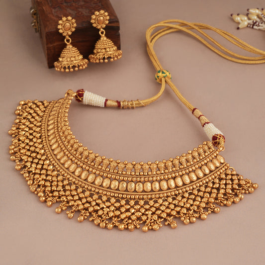 Amazing plain antique gold traditional necklace set with earring