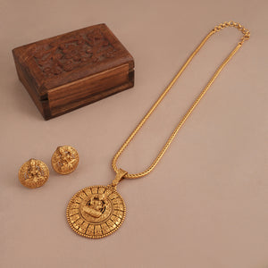 Beautiful plain antique gold maa lakshmi pendant set I Temple Jewellery