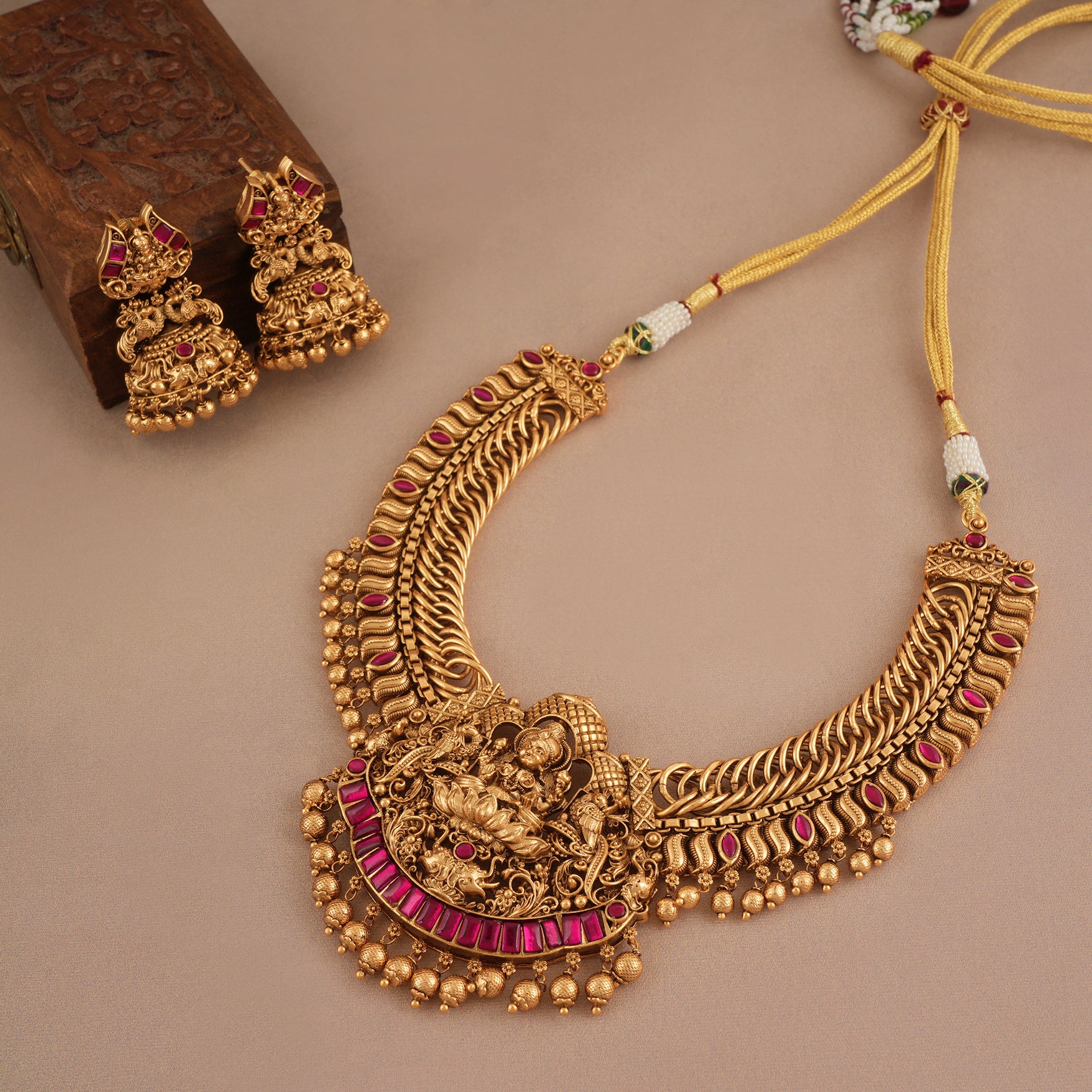 Beautiful antique gold ruby ma lakshmi necklace set I Temple Jewellery
