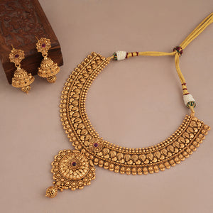 Amazing plain antique plated floral necklace set