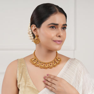 Stunning ruby antique gold traditional necklace set