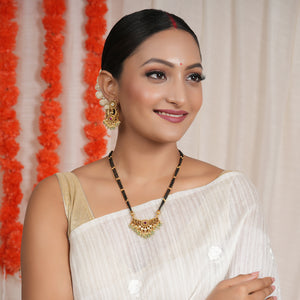 Stunning antique gold kundan multicolor mangalsutra set