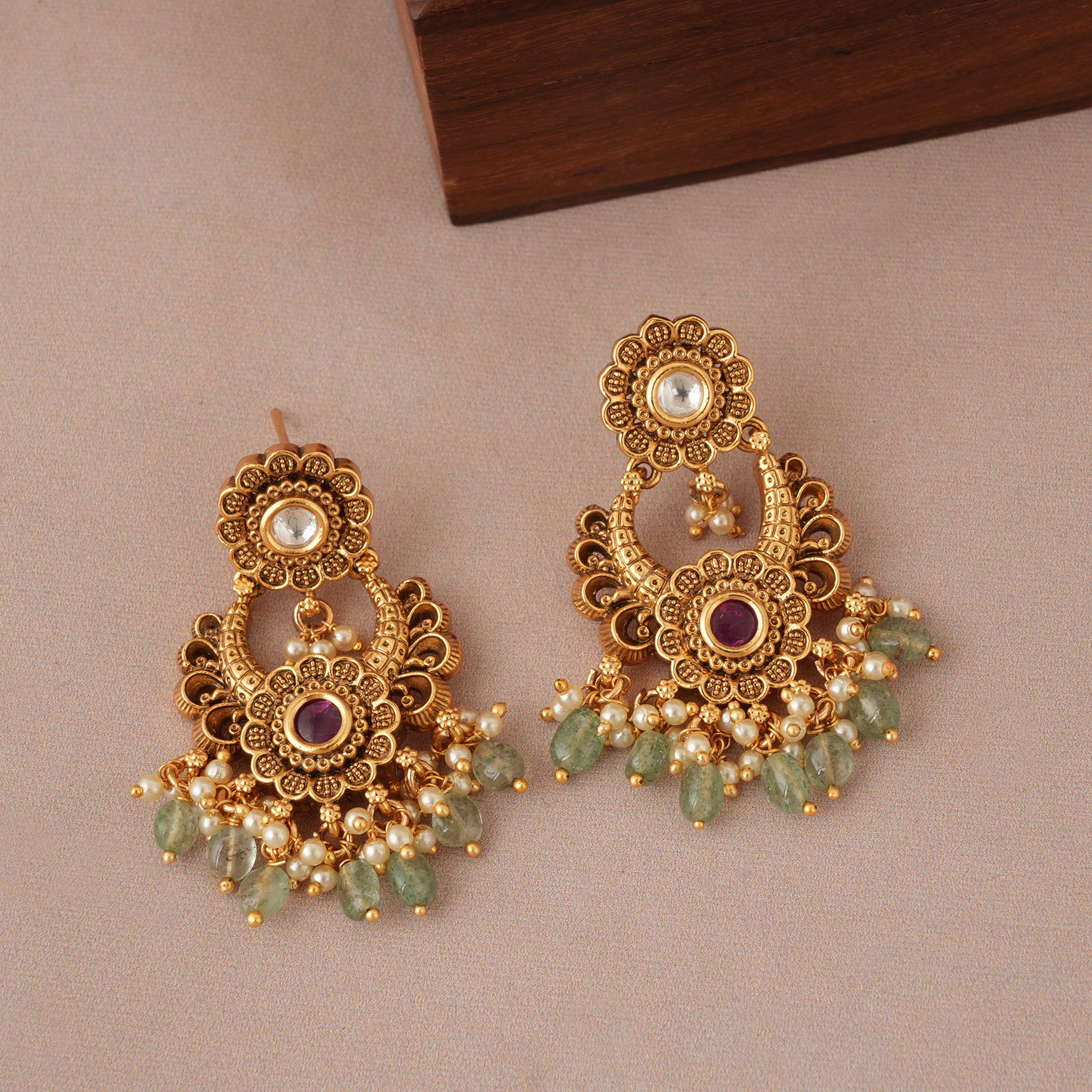 Stunning antique gold kundan multicolor mangalsutra set
