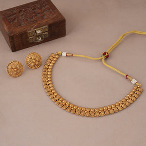 Plain traditional antique gold necklace set