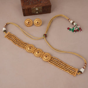 Stunning plain floral antique gold choker necklace set