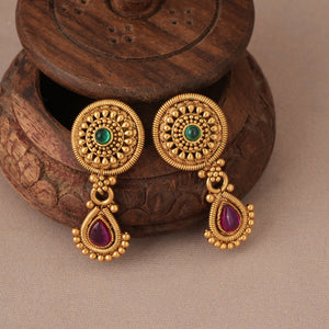 Stunning stone antique gold traditional necklace set