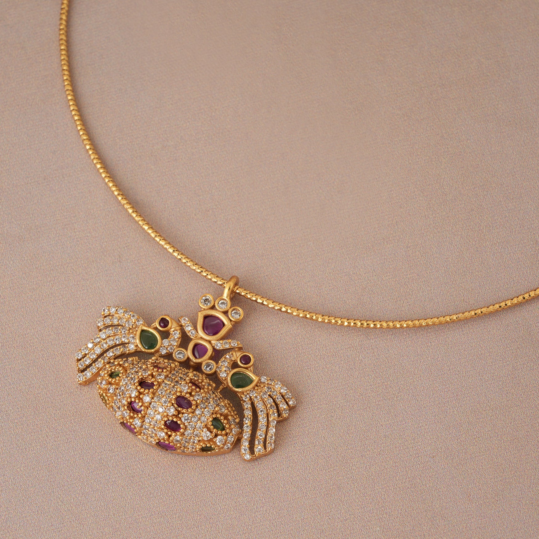 Elegant multicolor diamond antique gold necklace set