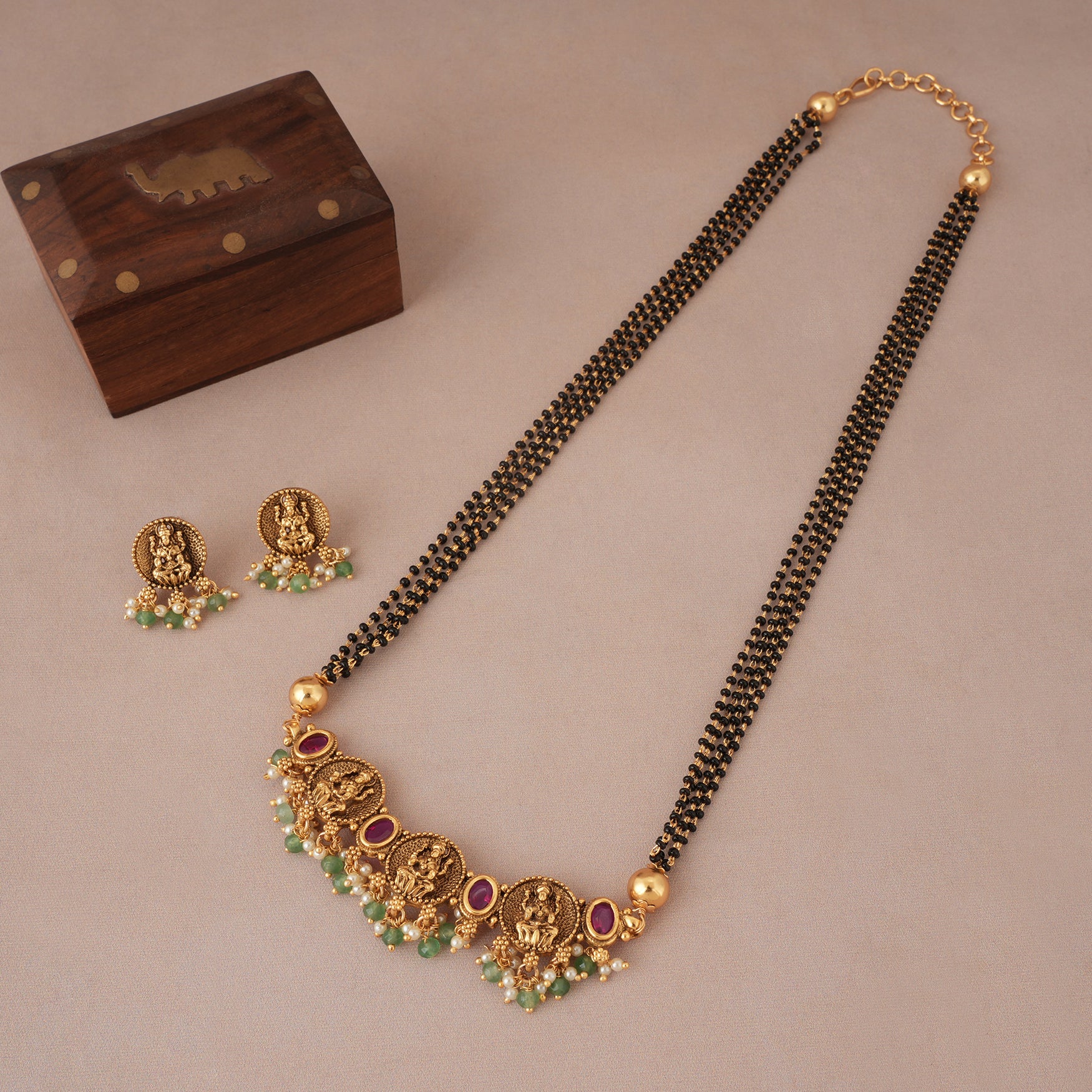 Stunning antique gold ma lakshmi pearl mangalsutra set I Temple Jewellery