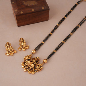 Stunning plain antique gold ma lakshmi mangalsutra with earring I Temple Jewellery