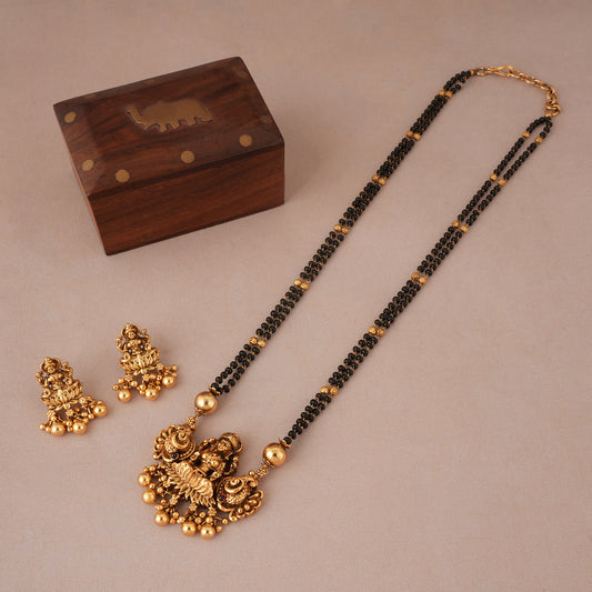 Stunning plain antique gold ma lakshmi mangalsutra with earring I Temple Jewellery