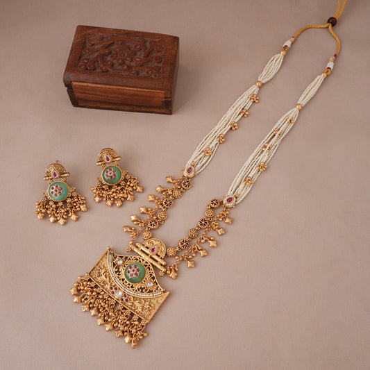 Long antique gold pearl rajwadi stone necklace set