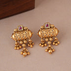 Long elegant stone antique gold pendant set