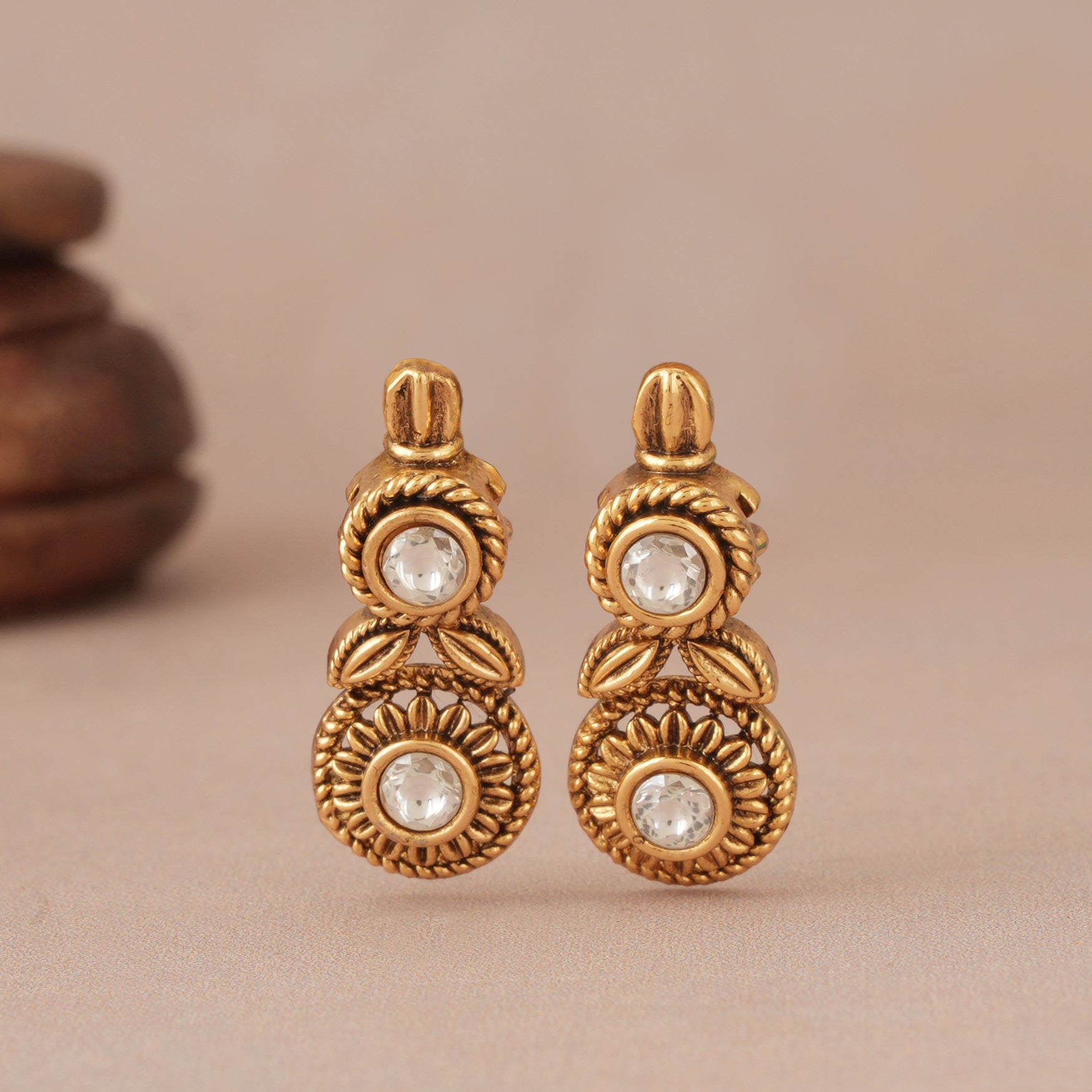 Cute elegant kundan antique gold earring