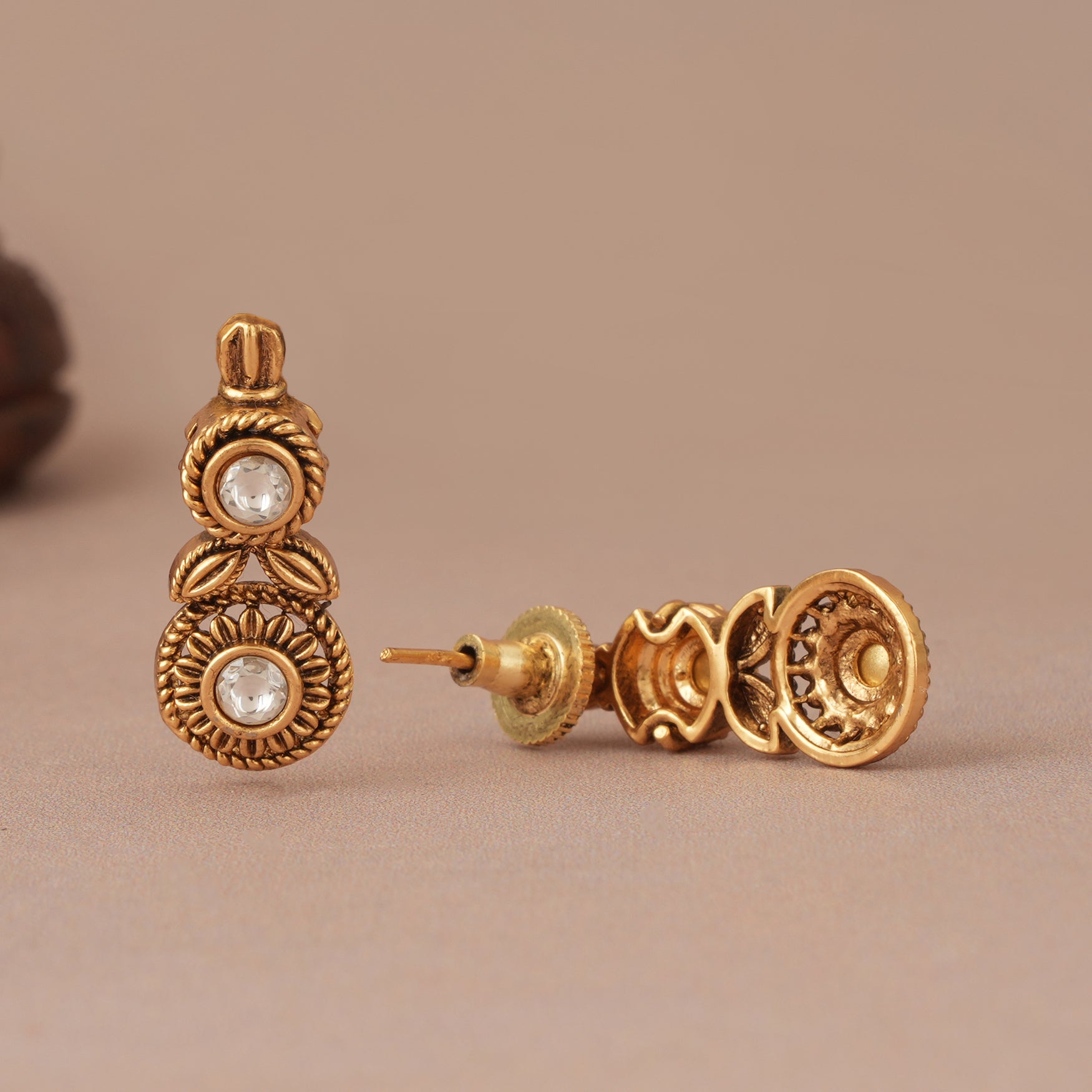 Cute elegant kundan antique gold earring
