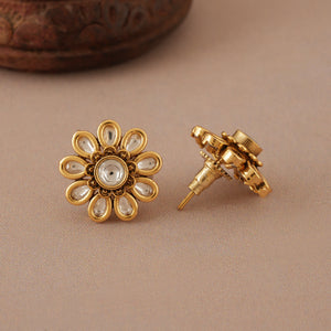 Cute floral kundan antique gold stud