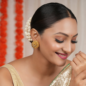 Stunning  big antique gold floral pearl stud